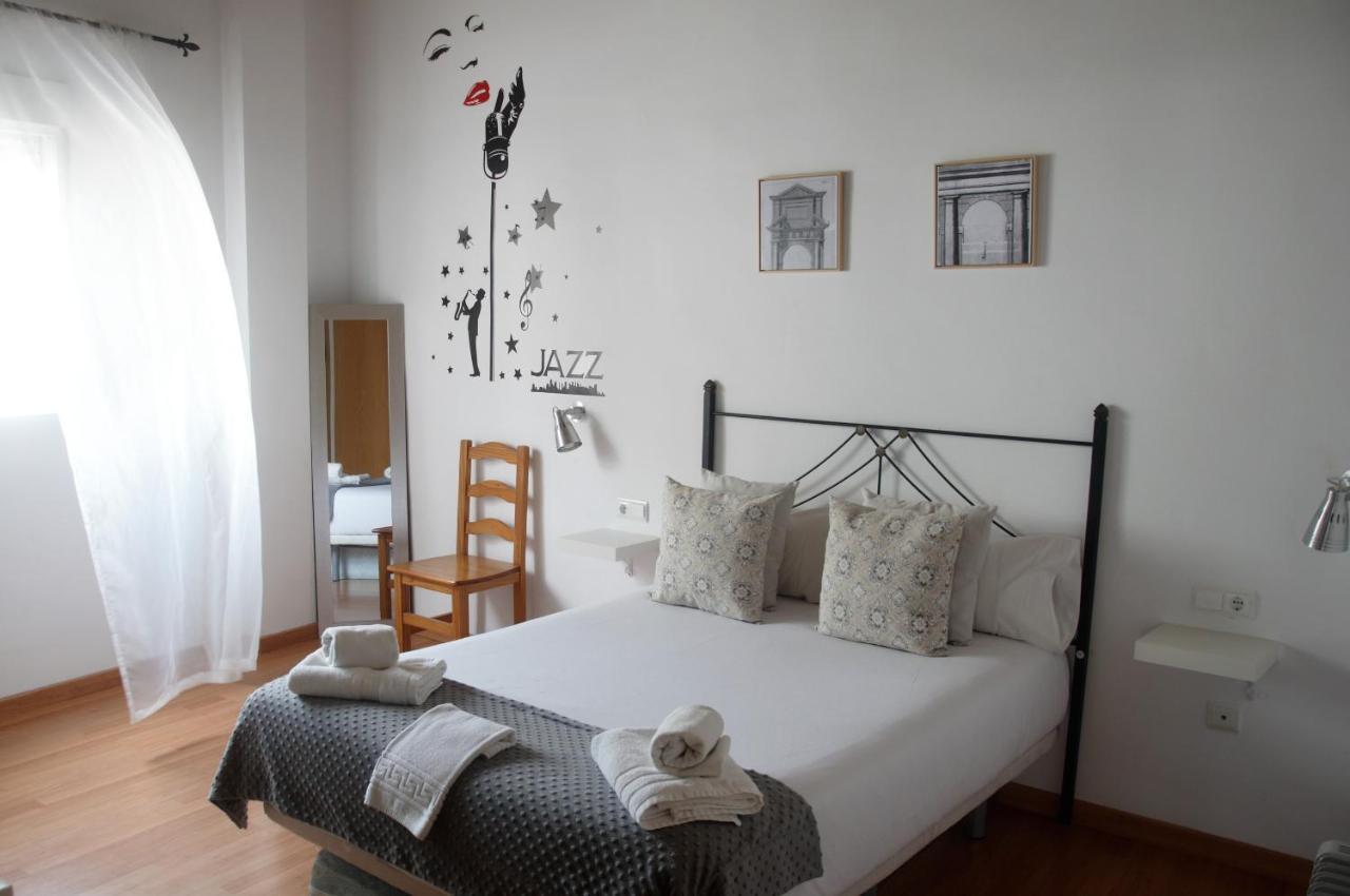 Apartamentos Turisticos Architettura Ubeda Εξωτερικό φωτογραφία